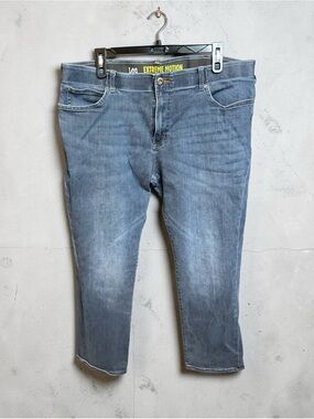 Lee Men’s extreme Motion Jeans, 44x32